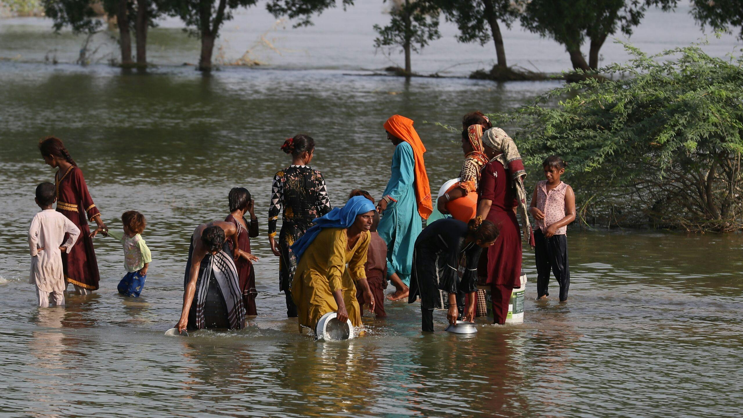 Cover Image for How Pakistan’s devastating deluge created a mobility crisis